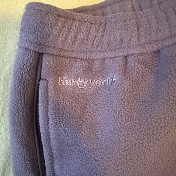 Thirty Years Ari fleece set - Picture 2 of 4